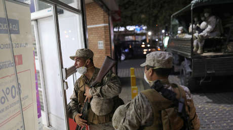 61 días de cárcel para un hombre en Chile que incumplió la cuarentena e intentó fugarse de la Policía