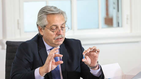 El presidente de Argentina suspende una gira interna por "riesgo de contagio" de coronavirus