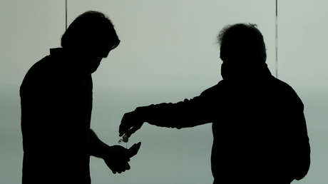 TMZ: El Servicio Secreto de EE.UU. gasta más de 30.000 dólares en desinfectantes de manos para el verano