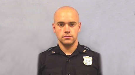 Despiden al oficial que disparó a Brooks, mientras nuevos videos muestran que el hombre apuntó a los policías con una táser