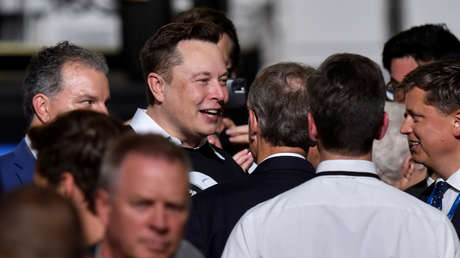 Elon Musk anuncia "un día festivo" en Tesla y SpaceX, lo elogian en las redes, pero aclara que será sacado del "tiempo libre pagado" de los empleados