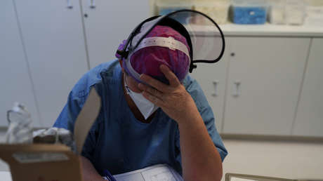 Un estudio sugiere que los pacientes con covid-19 sufren más trastornos de salud mental que quienes contrajeron el SARS