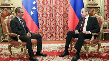 Rusia apoya a Venezuela en su resistencia frente a "la dictadura externa"