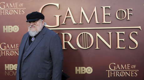 El autor de 'Juego de tronos', George R. R. Martin, confiesa que pasa "muchas horas" escribiendo el nuevo libro de la serie durante la cuarentena