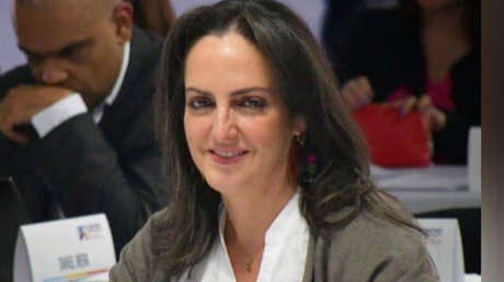 "Mucho cuidado con que no sea un falso positivo": La reacción de una senadora colombiana tras la presunta violación de una niña indígena