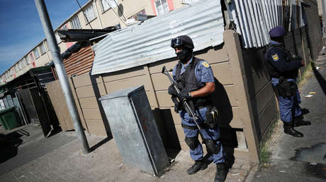 Hombres armados asesinan a tiros a una mujer cuando estaba dando a luz