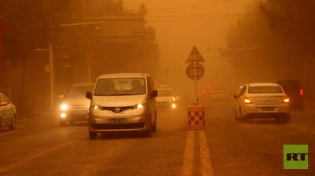 VIDEO: Una fuerte tormenta de arena envuelve una ciudad del oeste de China en pocos minutos