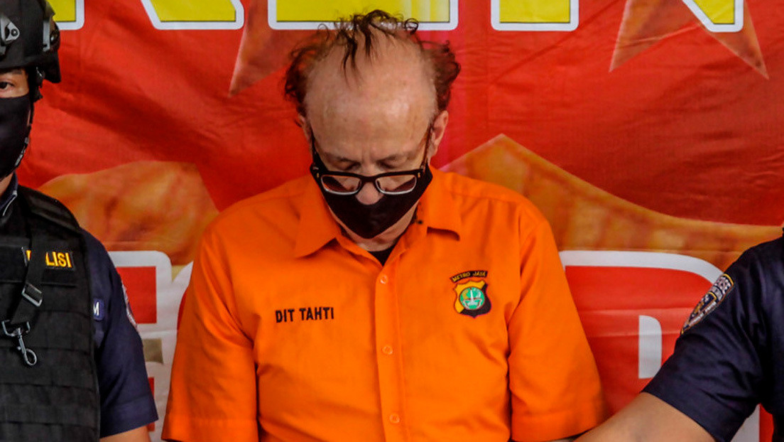 Un acusado de abusar sexualmente de más de 300 niños muere tras un aparente intento de suicidio en prisión