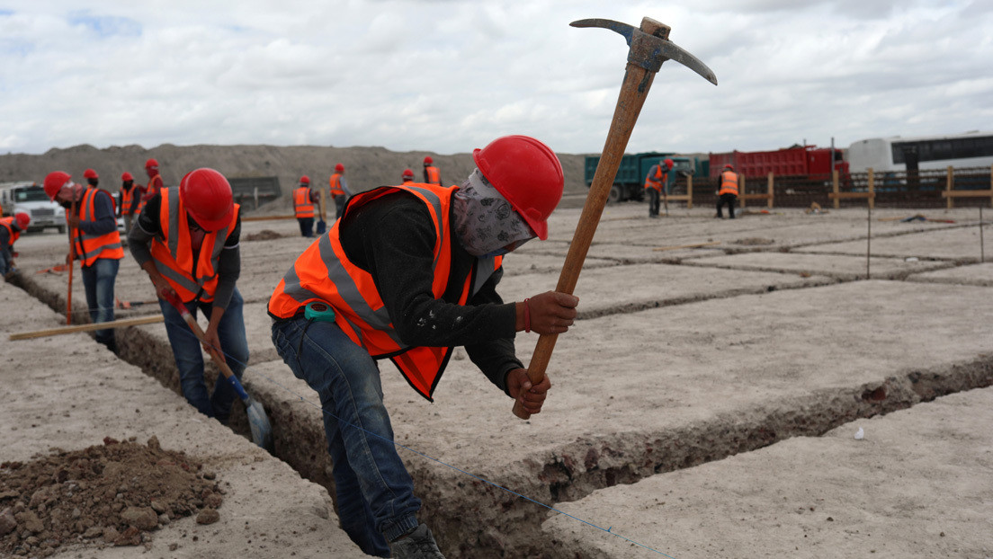 México anuncia una reforma de ley para garantizar las pensiones a 82 % de los trabajadores