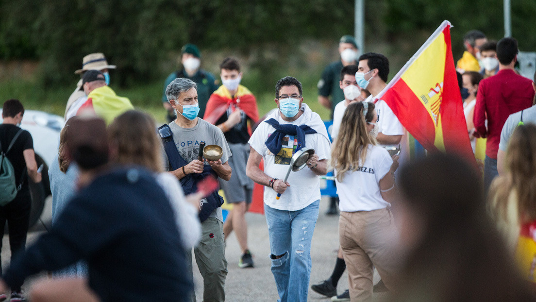 El inédito acoso de la extrema derecha al domicilio de un vicepresidente y una ministra en España cumple más de dos meses: ¿qué hay detrás?