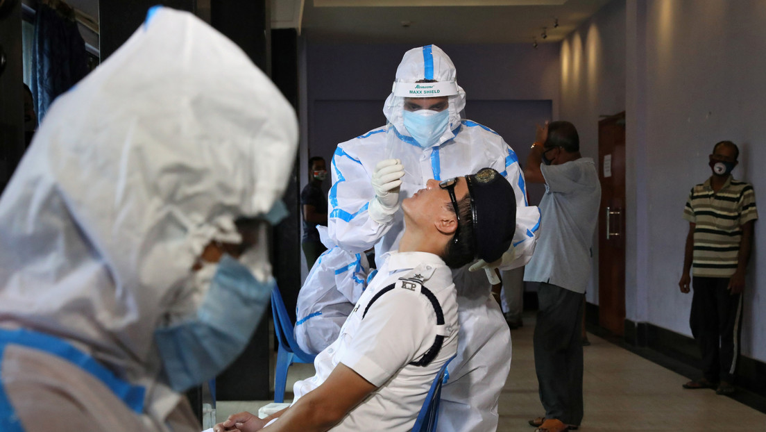 Aumento récord de casos diarios de coronavirus en el mundo con 292.527 y la cifra total supera los 17 millones