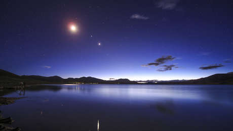 La luna llena formará un triángulo perfecto en el cielo con los dos planetas más grandes del sistema solar