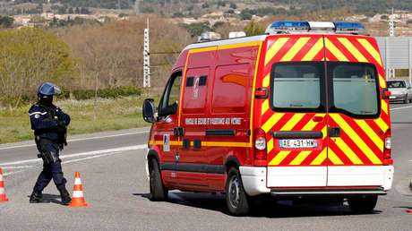 Muere una mujer al caer de una montaña rusa en marcha, pese a los intentos de su marido por evitarlo