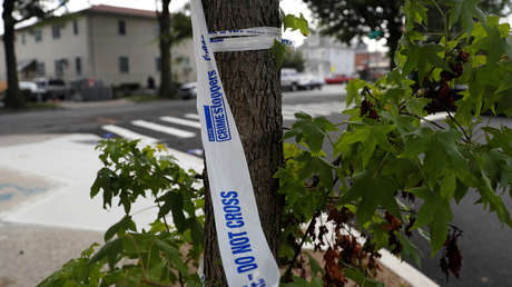Matan a tiros a un hombre que caminaba de la mano de su hija a plena luz del día en Nueva York (VIDEO)