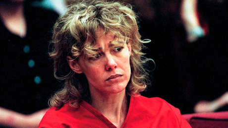 Muere a los 58 años la profesora que fue condenada a prisión por violar a un estudiante con quien luego se casó