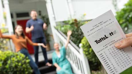 A una australiana se le ocurre una forma inusual de llenar los boletos de lotería y se lleva el premio gordo