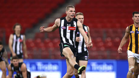 VIDEO: Joven estrella de fútbol australiano sufre una dura lesión en el brazo en su debut con su equipo
