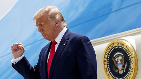 Trump amenaza con revocar exención de impuestos a universidades con "adoctrinamiento de la izquierda radical"