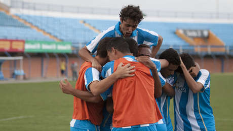 Cancelan un partido de fútbol en Brasil tras confirmarse 14 positivos por coronavirus en uno de los equipos