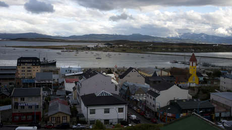 Casi todos los tripulantes de un pesquero argentino se contagian de coronavirus tras pasar 35 días en el mar, pese a dar negativo antes de zarpar