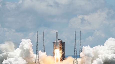 VIDEO: China lanza su primera misión a Marte con su cohete Long March-5