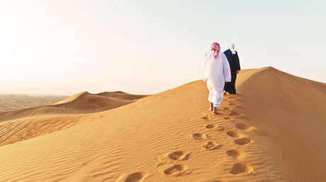 Encuentran muerto sobre la arena y en posición de orar a un saudí desaparecido tres días antes (VIDEO)