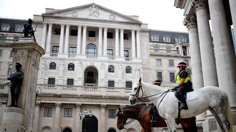 Neocolonialismo y riquezas: Las decisiones de Reino Unido que podrían agravar la pandemia en Venezuela