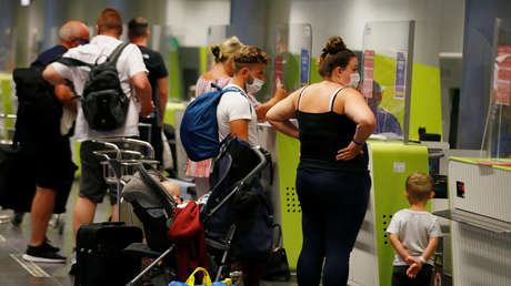 España suma más de 6.000 casos de coronavirus este fin de semana mientras el turismo se resiente