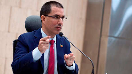 Venezuela denunciará a Colombia ante la ONU tras vandalismo en su sede consular en Bogotá