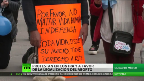 Protestan en contra y a favor de la legalización del aborto en México
