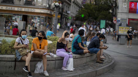 El secretario de Salud británico afirma que una segunda ola de coronavirus "comienza a recorrer Europa"