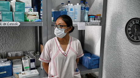 López Obrador celebra la aprobación de una ley para "quebrar el monopolio" de las medicinas en México