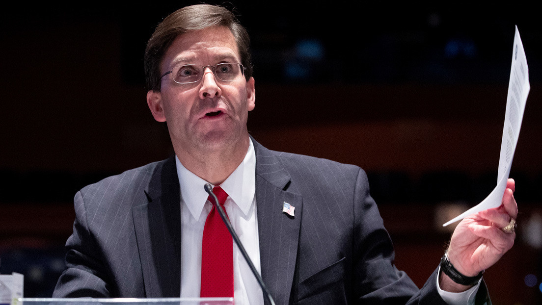 El jefe del Pentágono contradice a Trump: "La mayoría cree que la explosión en Beirut fue un accidente"