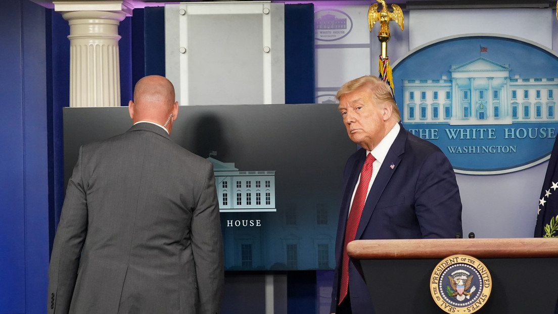 Evacúan a Trump de una rueda de prensa por un tiroteo en las inmediaciones de la Casa Blanca