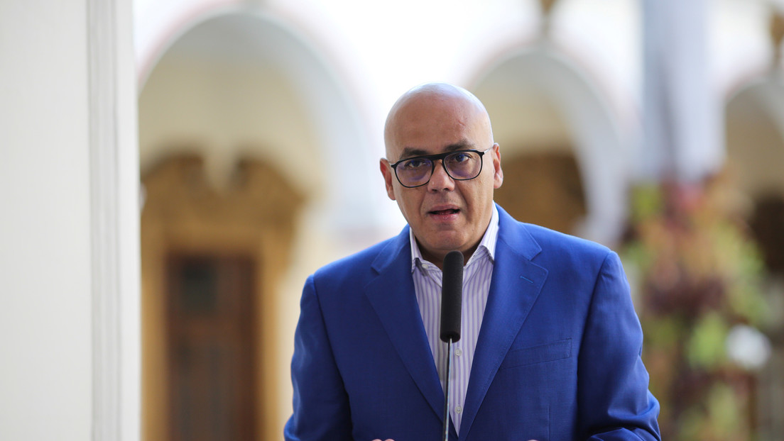 El ministro de Comunicación e Información de Venezuela da positivo al coronavirus