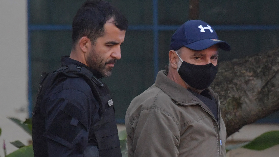 La Justicia de Brasil revoca el arresto domiciliario al exasesor del hijo de Bolsonaro y lo envía a prisión