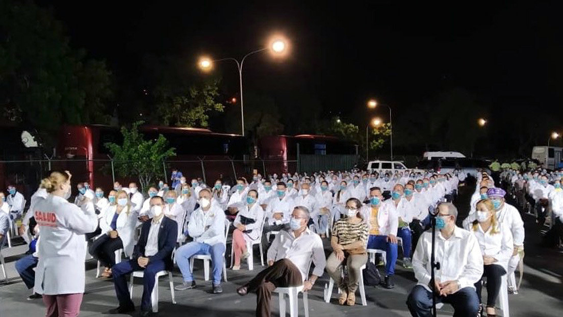 Llegan a Venezuela otros 230 médicos cubanos para sumarse a la lucha contra el coronavirus