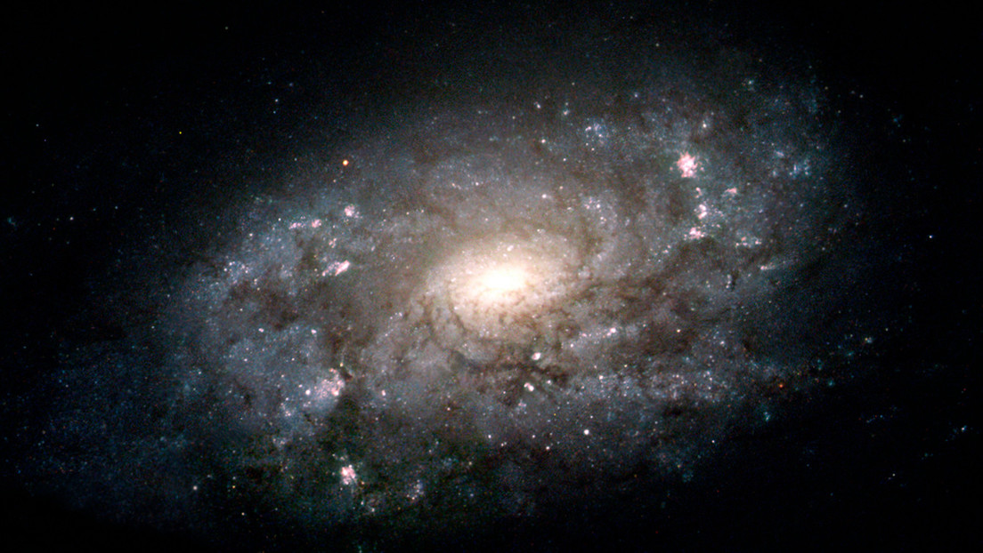 Descubren un misterioso gas que salió expelido del centro de la Vía Láctea "como disparos de bala"