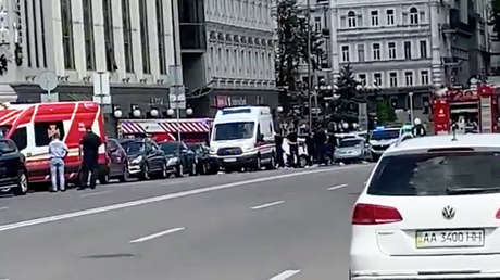 Ucrania: Un hombre amenaza con detonar una bomba en un banco de Kiev