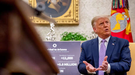 "Que el karma los encuentre a todos": Una mujer culpa a Trump por la muerte de su esposo y lo escribe en su obituario