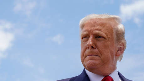 Un error de pronunciación de Trump impulsa las ventas de camisetas con una inscripción irónica (FOTO)