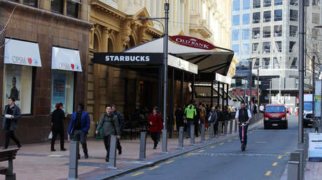 Nueva Zelanda mantiene a raya al coronavirus: suma 100 días sin nuevos casos locales, aunque no baja la guardia