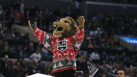 Un equipo de la NHL suspende a su mascota tras una demanda por acoso sexual