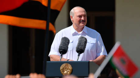 Lukashenko acusa a la oposición de intentar tomar el poder mediante la creación de un consejo de coordinación