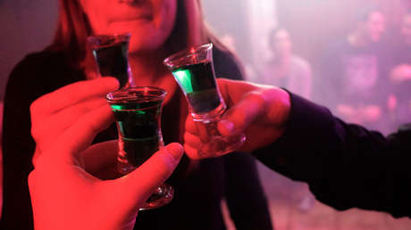 Los Ángeles corta la electricidad y el agua a la mansión de unas estrellas de TikTok por sus continuas fiestas en plena pandemia