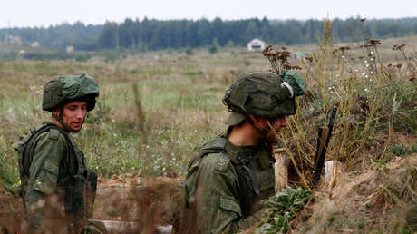 Bielorrusia pondrá algunas de sus unidades militares "en los más altos niveles de disponibilidad operacional" durante "un examen amplio"