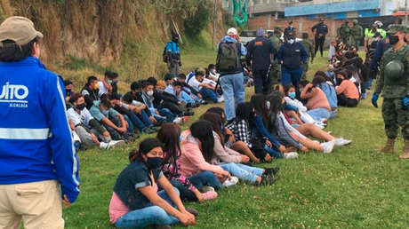 Suspenden fiesta clandestina que congregaba a más de 160 personas en Ecuador, en medio de las restricciones por el coronavirus