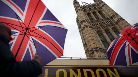 Ministro de Finanzas británico estudia la mayor subida de impuestos en décadas para hacer frente a la crisis financiera del covid-19