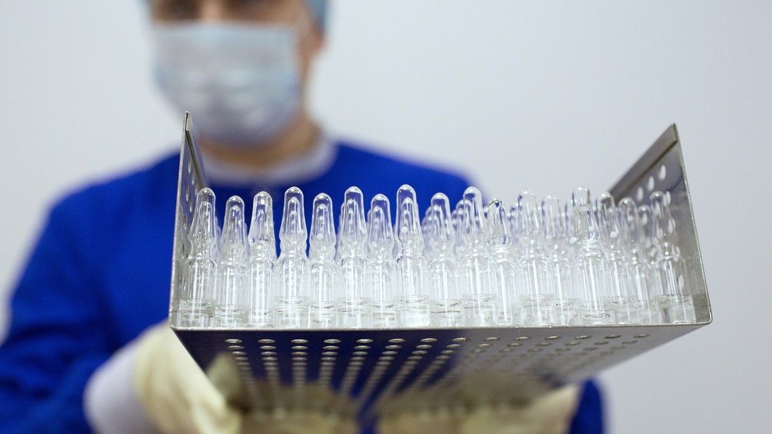 Médico ruso: "Occidente vive solo por las reglas, pero una epidemia es un matón y debe tratarse como a tal"