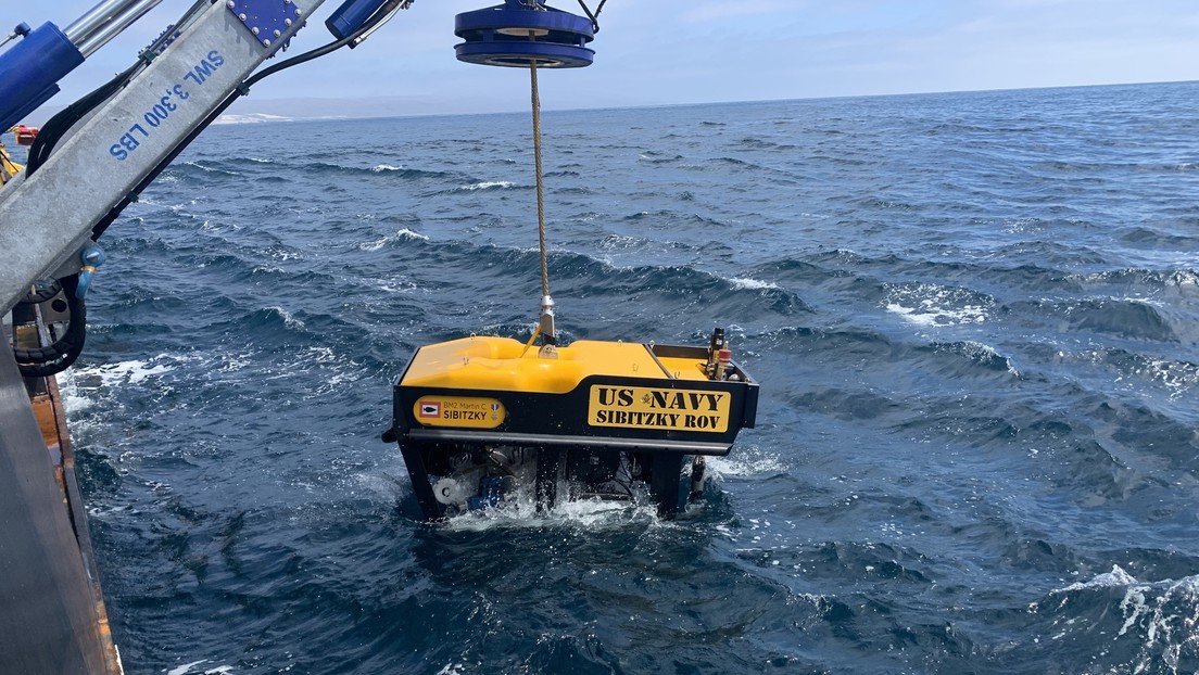 EE.UU.: Encuentran el vehículo militar anfibio en el que se ahogaron 8 marines (FOTOS)